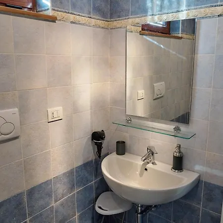 Shackleton Aparthotel