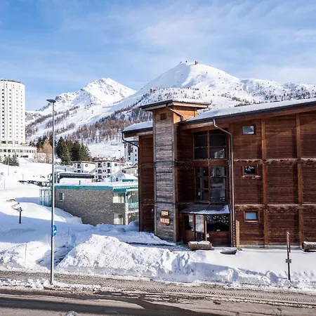 Weal * Sestriere