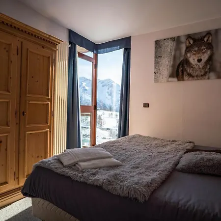 Aparthotel Shackleton 4*