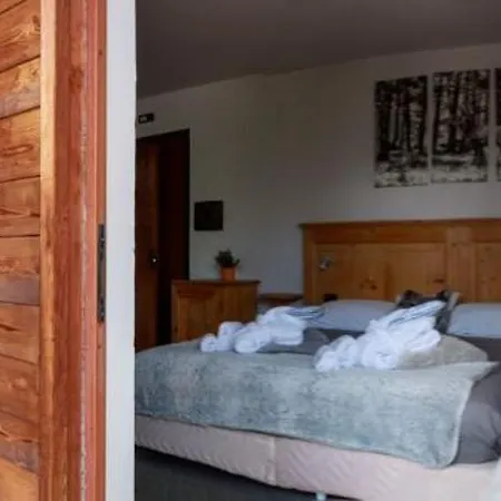 Shackleton Aparthotel