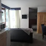 Shackleton Aparthotel