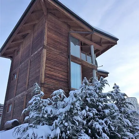 Hotel apartamentowy Shackleton