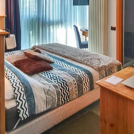 Shackleton Hotel apartamentowy 4*