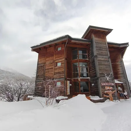 Shackleton מלון דירות