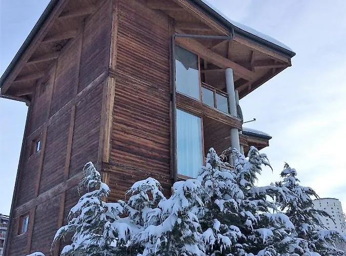 Hotel apartamentowy Shackleton