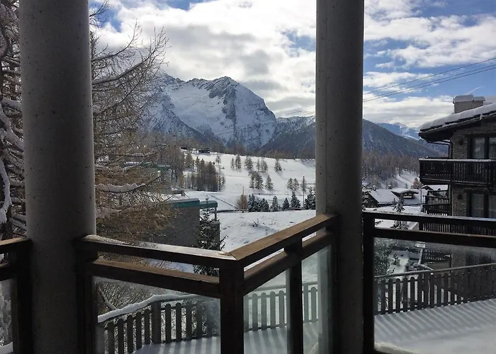 Hotel apartamentowy Shackleton