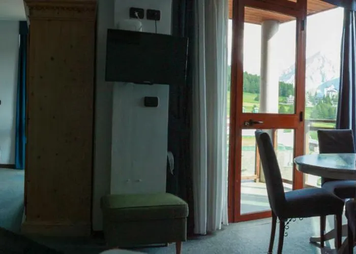 Hotel apartamentowy Shackleton 4*